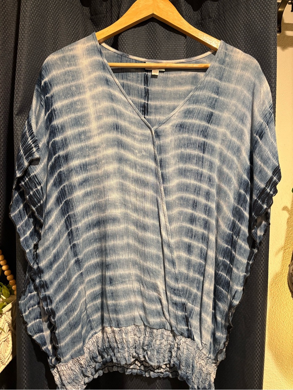 Avenue Blue Tie-Dye V-Neck Tunic 14/16